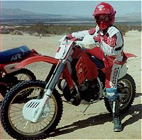 Chris on Dad's 87 CR250R just trying it out.